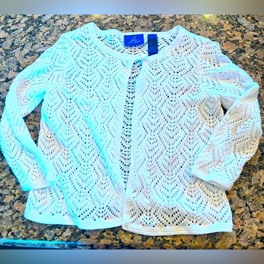 White embroidered linen and cotton cardigan